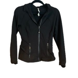 Lululemon Zip Up Jacket. Size 6. Black. Women’s Activewear. Zipper